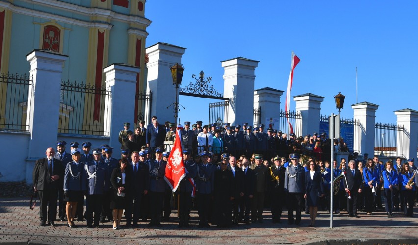 Komenda Powiatowa Policji w Sejnach ma już swój sztandar (zdjęcia)