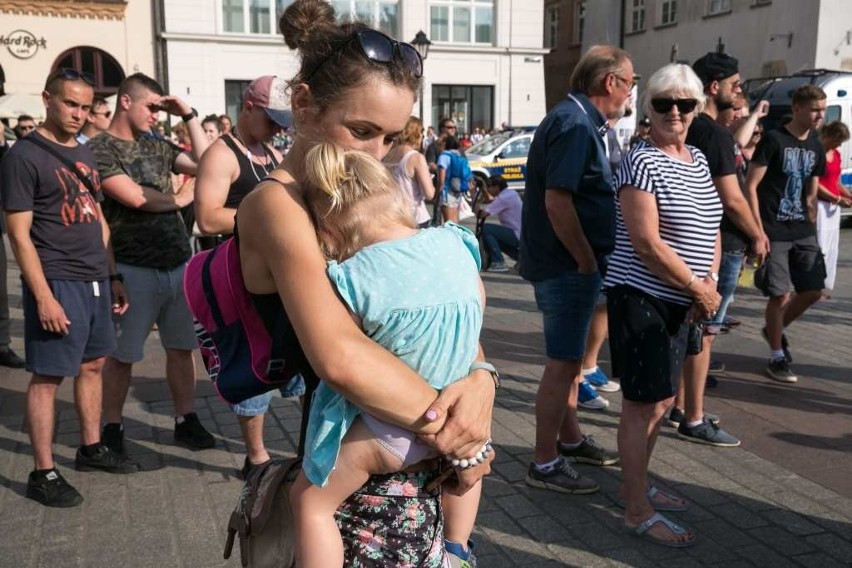 Tak Kraków uczcił 74. rocznicę wybuchu Powstania Warszawskiego