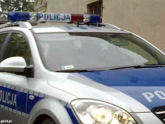 Policjanci ze Szczecinka zatrzymali złodzieja kosmetyków.