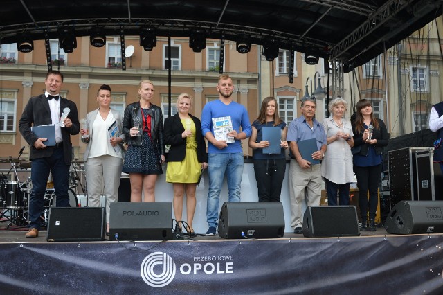 Statuetki i dyplomy wręczyliśmy laureatom w niedzielę na opolskim Rynku podczas X Opolskiego Festiwalu Smaków.