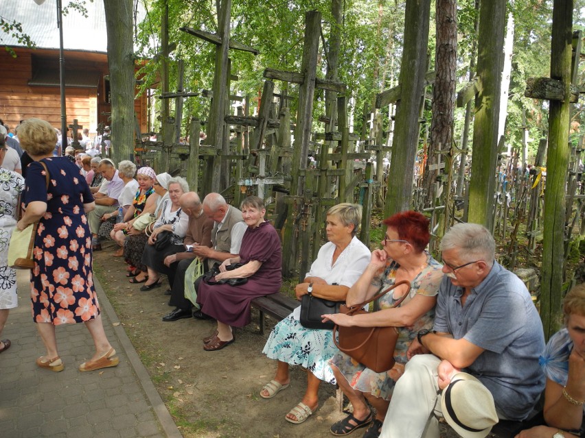 Tysiące pielgrzymów z kraju i ze świata od czwartku dociera...