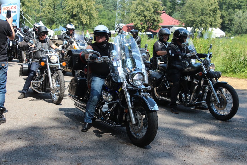 Motocykliści przejechali ulicami Libiąża i Oświęcimia. Ich maszyny robią wrażenie [ZDJĘCIA]