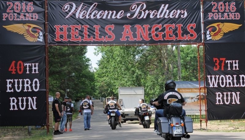 Motocykliści "Hells Angels" jadą przez Polskę  [zdjęcia]