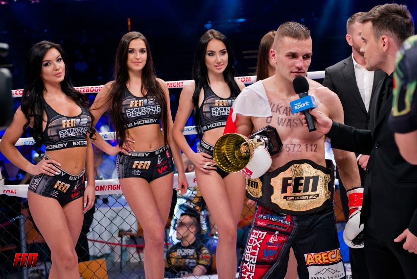 Polskie Ring Girls na gali FEN 12 (Wrocław, Hala Ludowa)