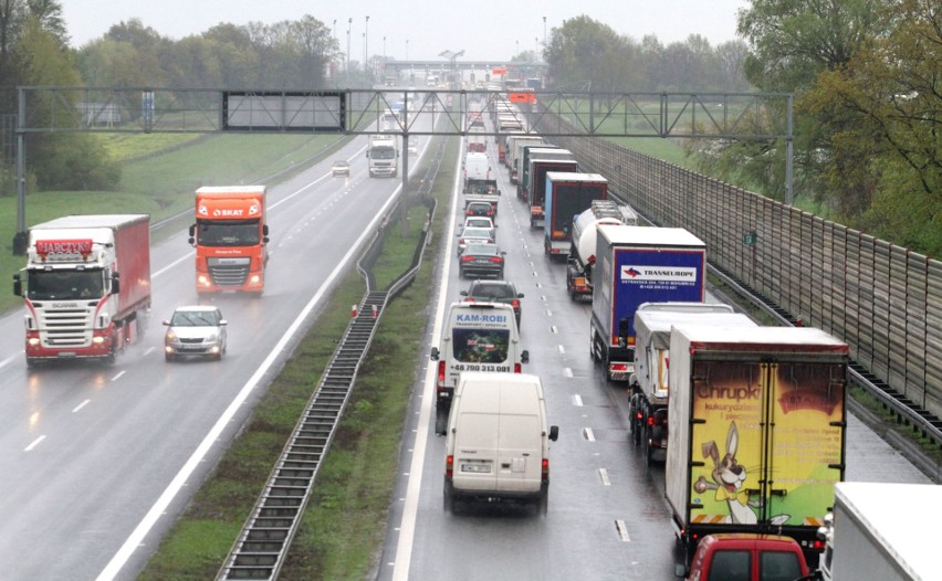 Wypadek na A4 pod Wrocławiem i duże korki