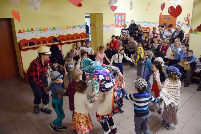 Dzień Babci i Dziadka w oddziałach przedszkolnych SP w Dretyniu