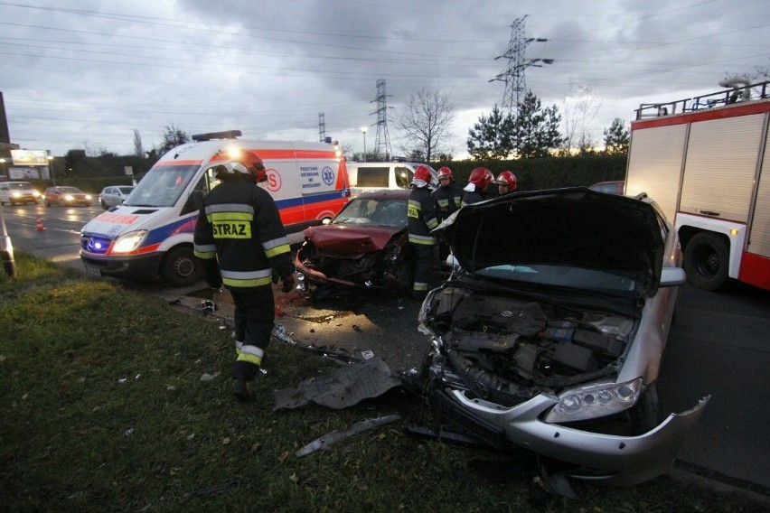 Wrocław, wypadek na ul. Starogroblowej - 25.11.2013