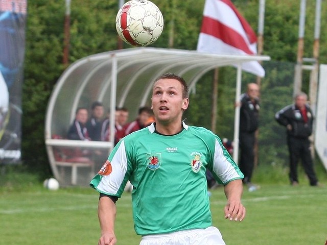 Mateusz Bielecki może zagrać w defensywie w miejsce Wojtka Sterczewskiego.