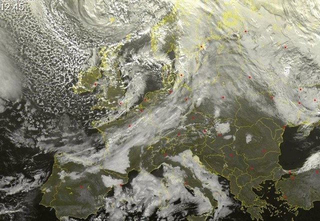 Ostrzeżenie przed cyklonem wydał również Instytut Meteorologii i Gospodarki Wodnej. Abigail w ciągu kilkunastu najbliższych godzin pojawi się na Zachodnim i Środkowym Pomorzu, niosąc ze sobą sztormy.