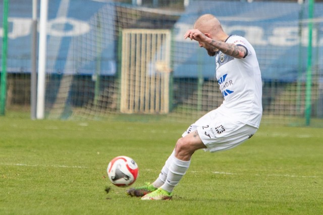Łotysz Deniss Rakels zdobył we Chojnicach pierwszego gola dla Hutnika Kraków