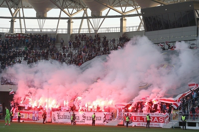 Błękitni Stargard - ŁKS. Piłkarska druga liga. Dziś ełkaesiacy odrabiają zaległości