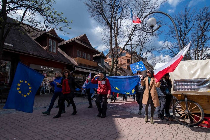 Zakopane. Tłumy na Majówce, a KOD organizuje protest [ZDJĘCIA]