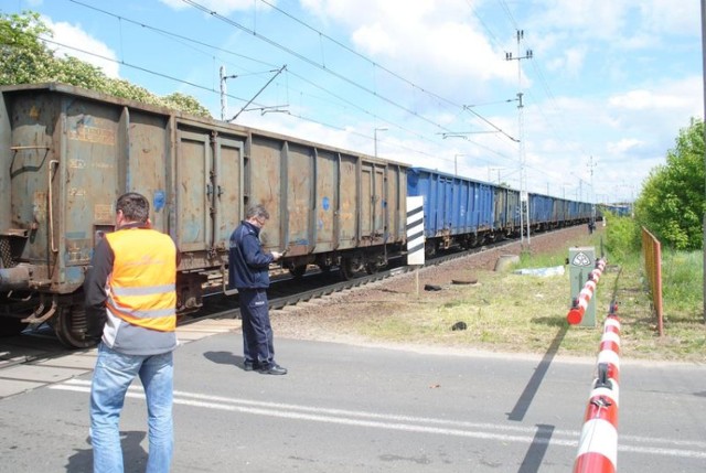 Tragiczny wypadek w Chrośnicy: 94-latek zginął pod kołami pociągu