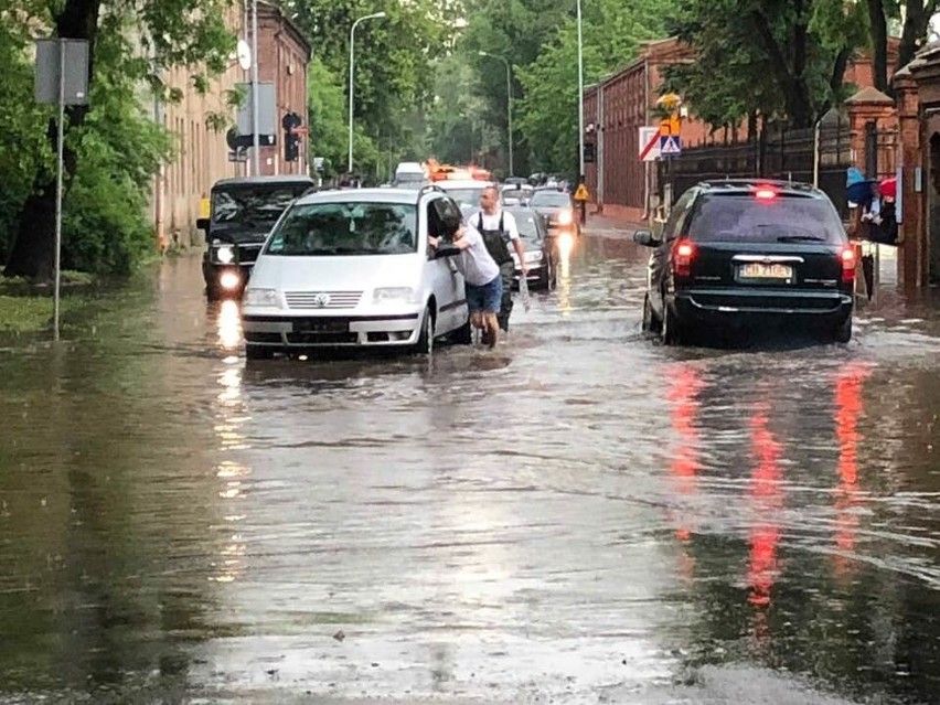 Burza w Łodzi? Gdzie jest burza 10 czerwca 2018 r. Gdzie...