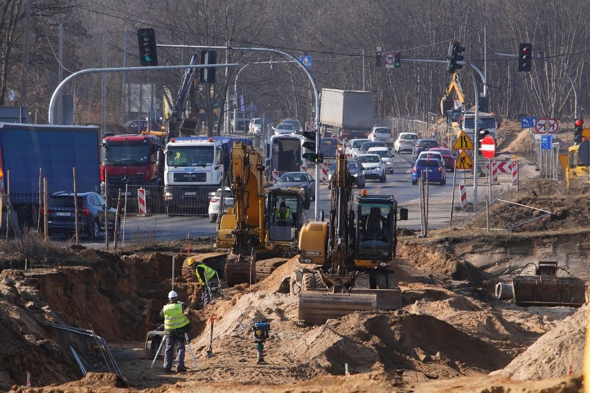 Budowa tramwaju na Naramowice pociąga przebudowę całego...