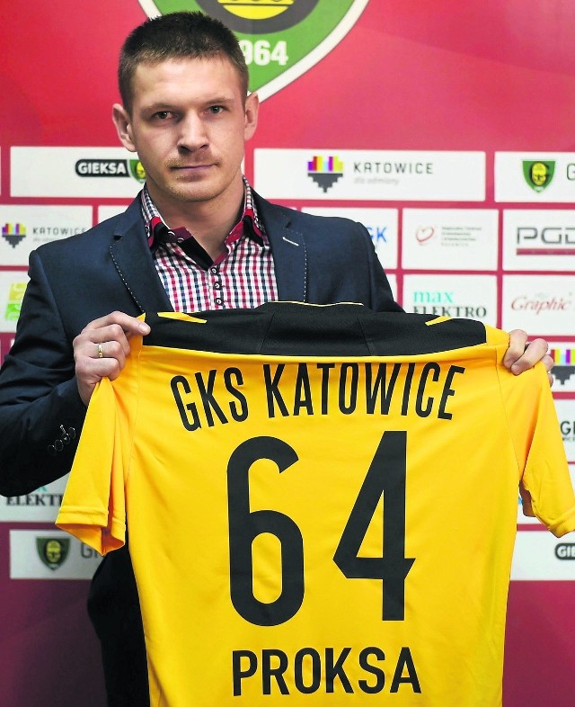 Grzegorz Proksa podkreślał, że zawsze marzył, by grać w GKS-ie, wczoraj został dyrektorem tego klubu i dostał swoją koszulkę