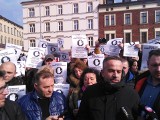 Kraków. Protest przeciw Strefie Czystego Transportu. Dziś do godziny 16 większość lokali w centrum Kazimierza będzie zamknięta [ZDJĘCIA] 