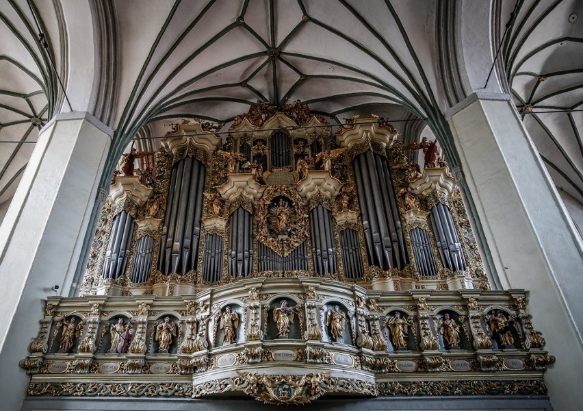 Na chórze muzycznym kościoła dominikanów w 1755 roku...