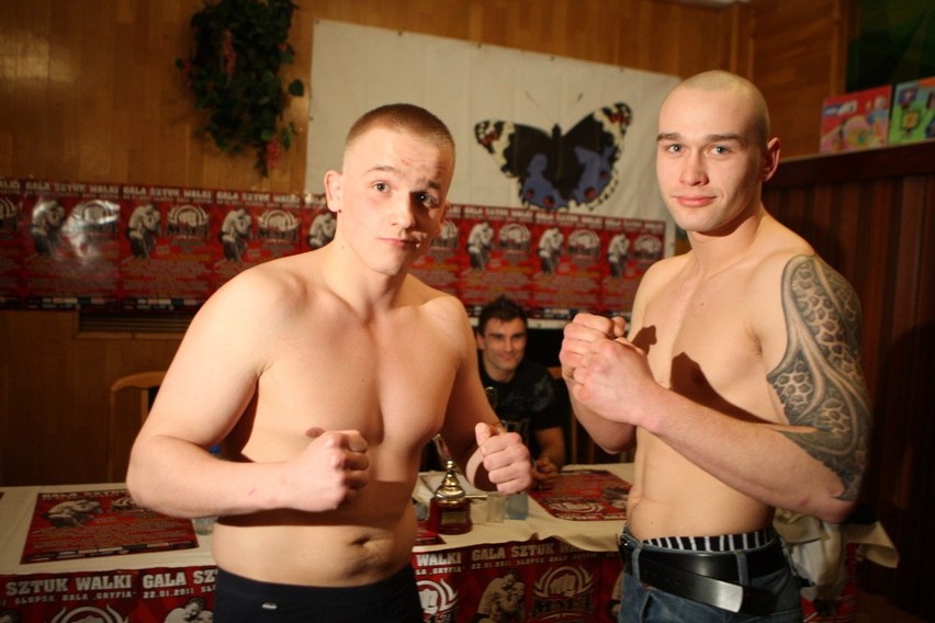 Wazenie zawodników, którzy wystąpią w gali MMA w Slupsku.
