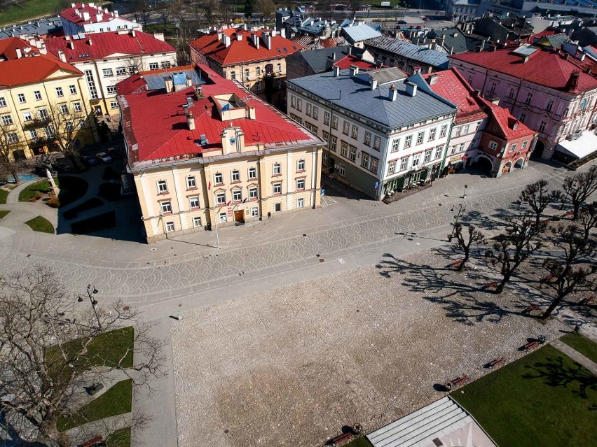 Zamarł ruch pieszych i samochodów w Przemyślu. Zobaczcie...