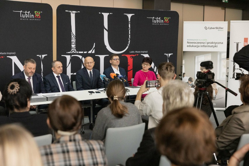 Lubelscy uczniowie będą uczyć się informatyki w nowatorski sposób. Rusza program „Lublin – Edukacyjna Przyszłość IT”