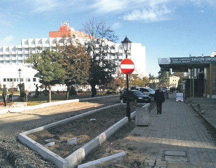 Przed hotelem Amber Baltic mają być nowe kwietniki i zupełnie nowy podjazd pod hotel.