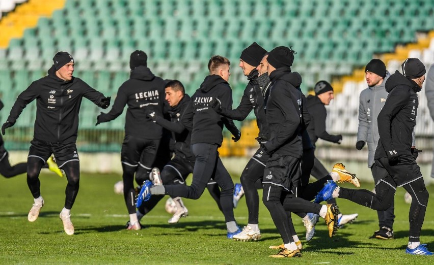 Lechia Gdańsk mocno trenuje przed startującą już pod koniec stycznia rundą wiosenną. Zobaczcie zdjęcia z przygotowań [galeria]