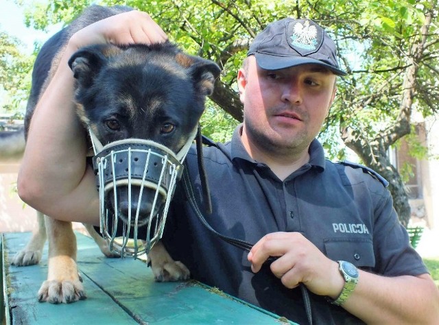 Zakończyły się trzydniowe Zawody Kynologiczne o Puchar Komendanta Wojewódzkiego Policji w Opolu. Najlepszym przewodnikiem na Opolszczyźnie został asp. Andrzej Francuz z Komendy Powiatowej Policji w Kędzierzynie-Koźlu i to on między innymi wraz ze swoim psem służbowym Ina reprezentować będzie nasz garnizon na XVI Kynologicznych Mistrzostwach Policji w Sułkowicach. W trzydniowych zawodach wzięli udział najlepsi przewodnicy z każdej jednostki powiatowej województwa opolskiego. Łącznie w konkursie wystartowało 9 zespołów przewodników wraz z psami służbowymi.W pierwszym dniu zawodów policjanci wraz ze swoimi pupilami tropili ślady. W kolejnych dniach policyjne psy pokonywały tor przeszkód i walczyły z pozorantami.  