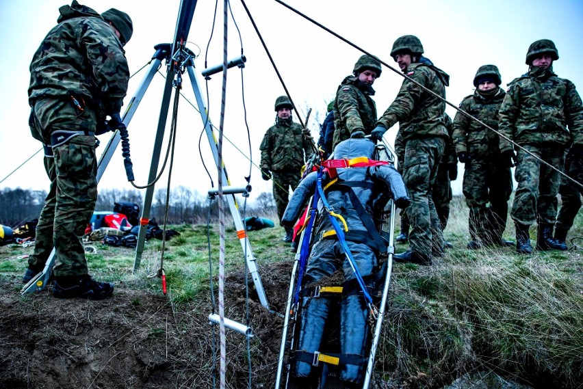 1 Podlaska Brygada Obrony Terytorialnej odbyła szkolenie na terenie Twierdzy Osowiec [ZDJĘCIA]