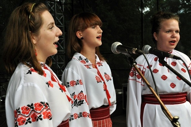 Dżereła - Ukraińskie Tradycje i Transformacje