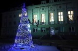 Piękne kolorowe dekoracje bożonarodzeniowe  w Białobrzegach. Zobacz zdjęcia
