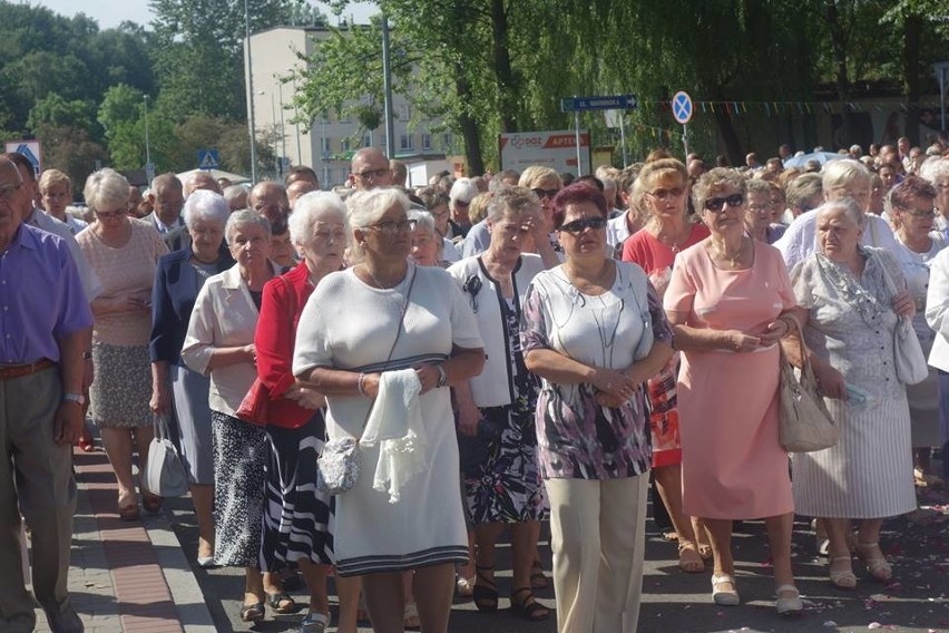 Boże Ciało w Jastrzębiu: Tłumy na procesji