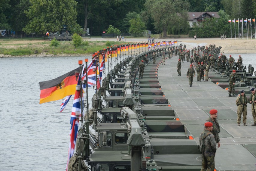 Tak wyglądały ćwiczenia Anakonda-16. Manewry były...