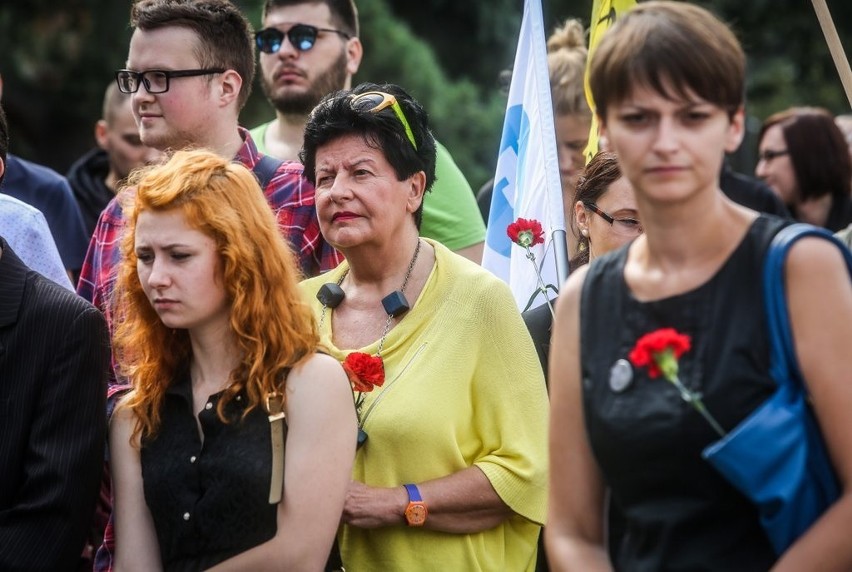 W Requiem dla Praw Kobiet w Gdańsku wzięło udział ok. 100...