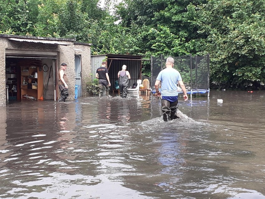 Wielka woda zalała domy w Czerwionce-Leszczynach. Skutki...