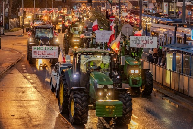 Były premier Mateusz Morawiecki zwrócił się z apelem do protestujących rolników.