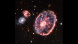 Badania kosmosu. Kosmiczny Teleskop Jamesa Webba pokazał galaktykę Koło Wozu [ANIMACJA]