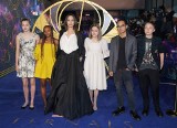 "Eternals". Angelina Jolie z dziećmi promuje nowy film Marvela. Wszyscy patrzą na Shiloh. Do kogo jest bardziej podobna?