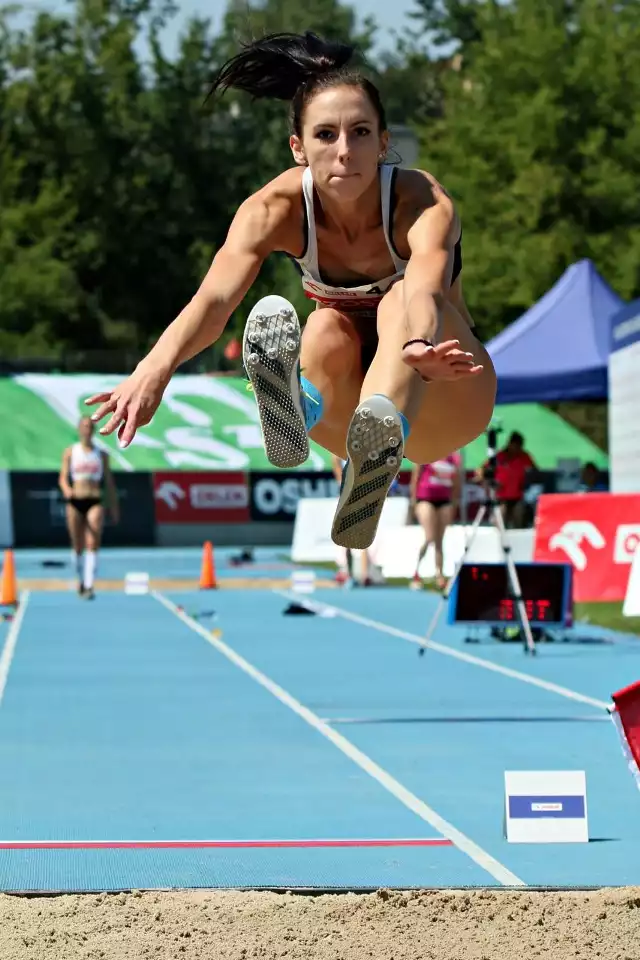 Adrianna Szóstak zdobyła złoty medal MP w trójskoku. Do podium w skoku w dal zabrakło jej natomiast tylko 4 cm.