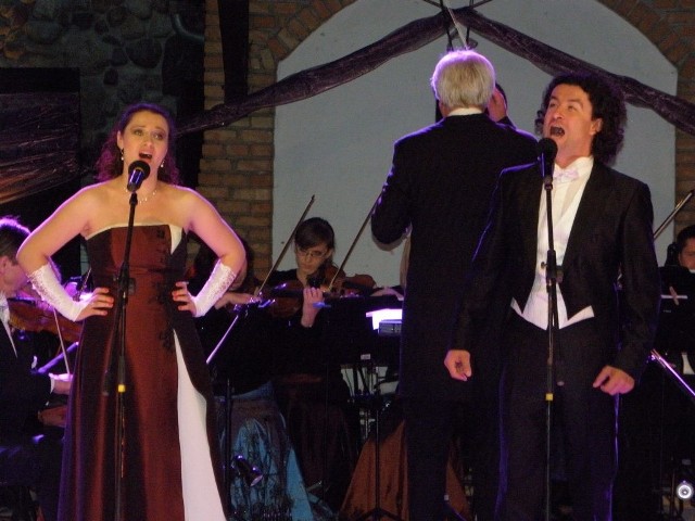 W ubiegłym roku zaśpiewali dla nas m.in. Magdalena Polkowska i Krystian Krzeszowiak.