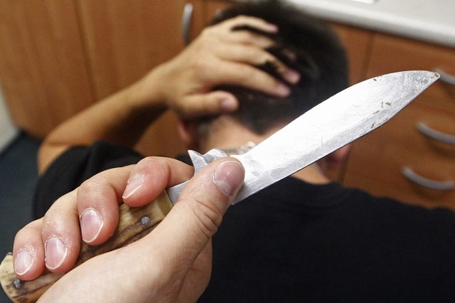 Nóż to jedno z najczęstszych "domowych" narzędzi zbrodni.