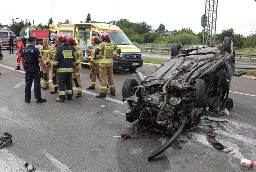 5 osób rannych w wypadku na obwodnicy Przemyśla. Zderzyły się dwie osobówki [ZDJĘCIA, WIDEO]