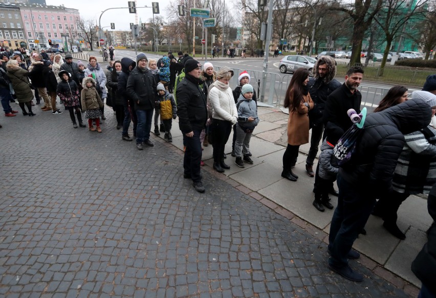 Świętowanie przy Żywej Szopce w centrum Szczecina [ZDJĘCIA, WIDEO]