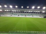 Nowy stadion Radomiaka Radom rozświetlony. Po raz pierwszy testowo włączono jupitery. Zobacz zdjęcia