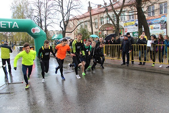 XVI Wiosenne Biegi Uliczne w Mońkach