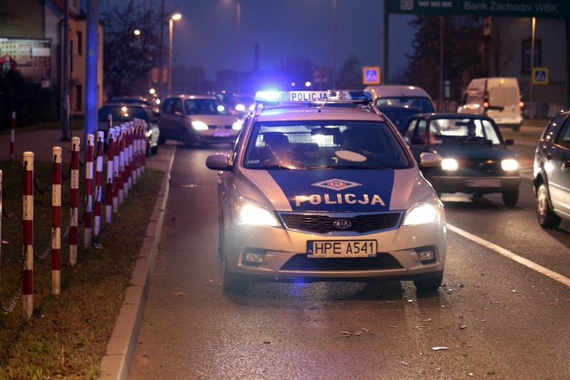 Trzy samochody zderzyły się w czwartek, 13 listopada na ul....