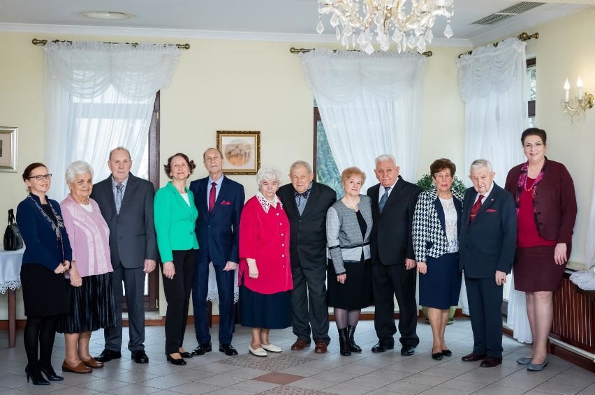 W Urzędzie Stanu Cywilnego dwanaście wyjątkowych par...