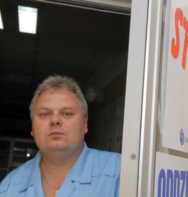 Szef związku lekarzy Andrzej Kuczyński ostrzega, że brak lekarza w karetce reanimacyjnej to zagrożenie dla pacjentów