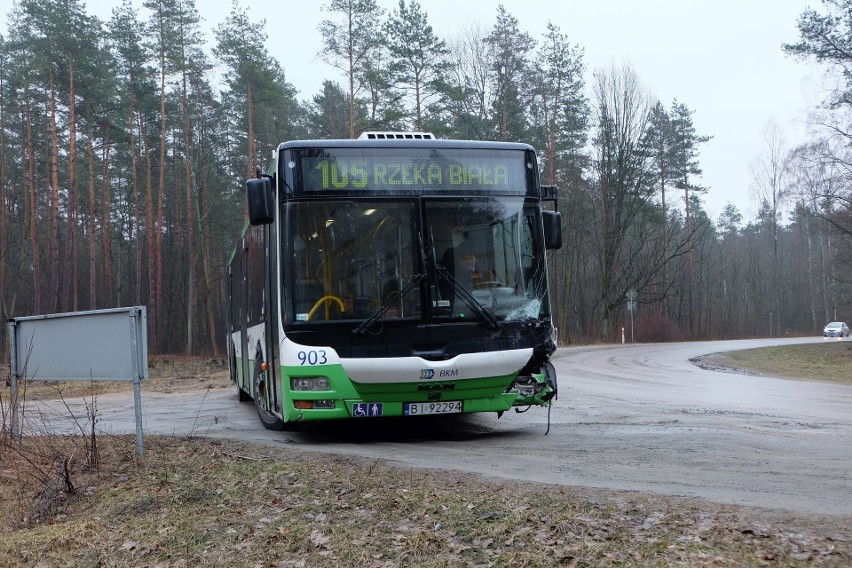 Grabówka. Wypadek na przedłużeniu 42. Pułku Piechoty. Honda...