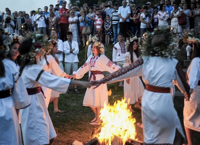 Noc na Iwana Kupała nad Sanem w Przemyślu.